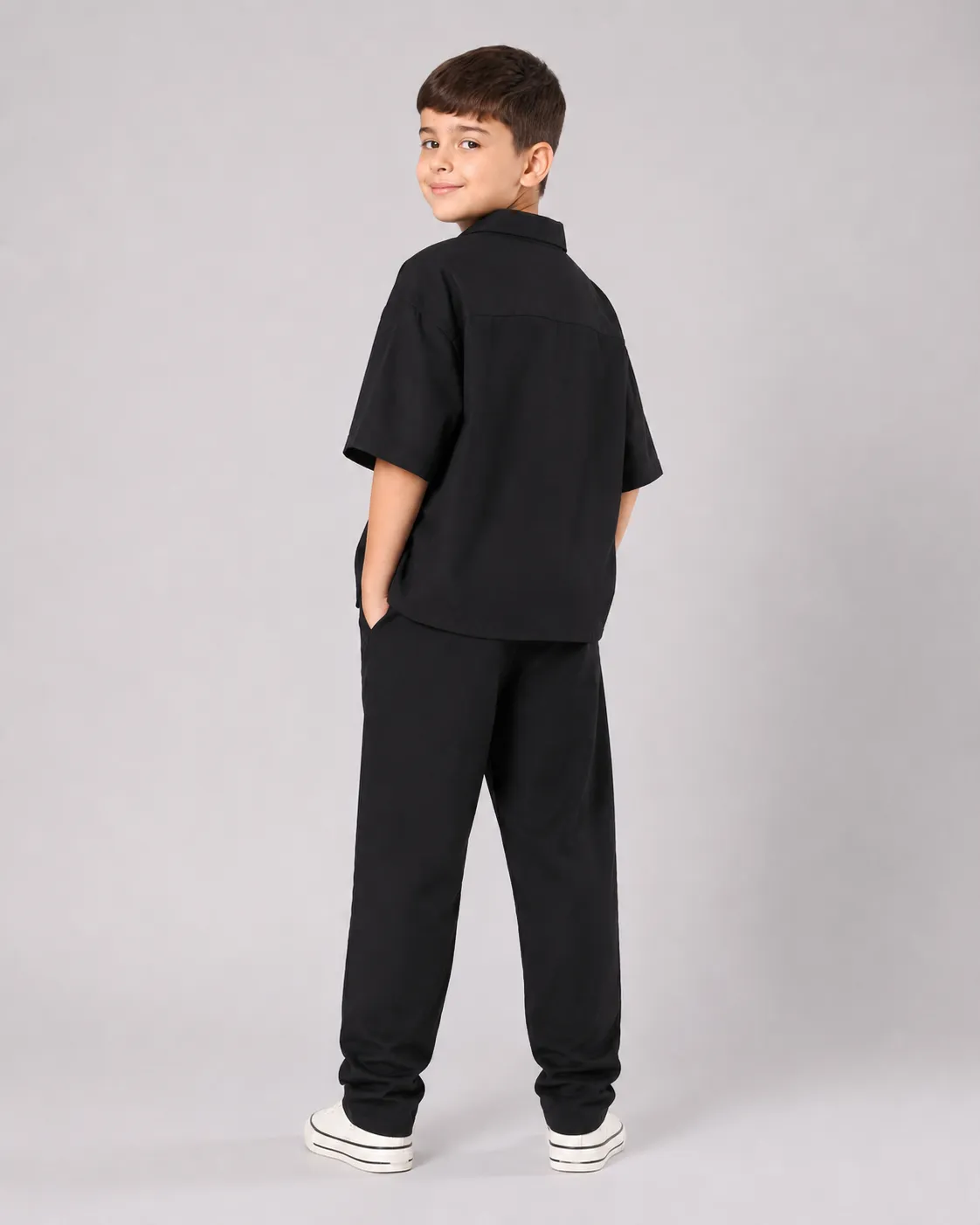 Kids A Look 3
